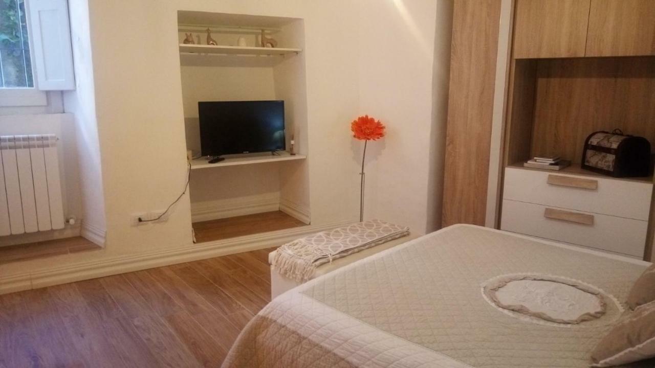 Ai Barutoli Apartment